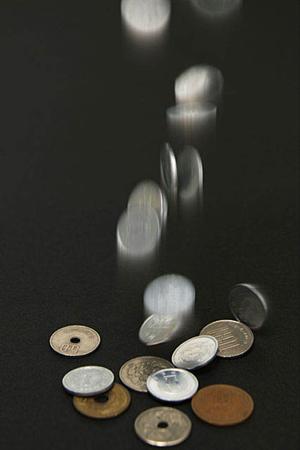 売りたい人と買いたい人を結びつけます